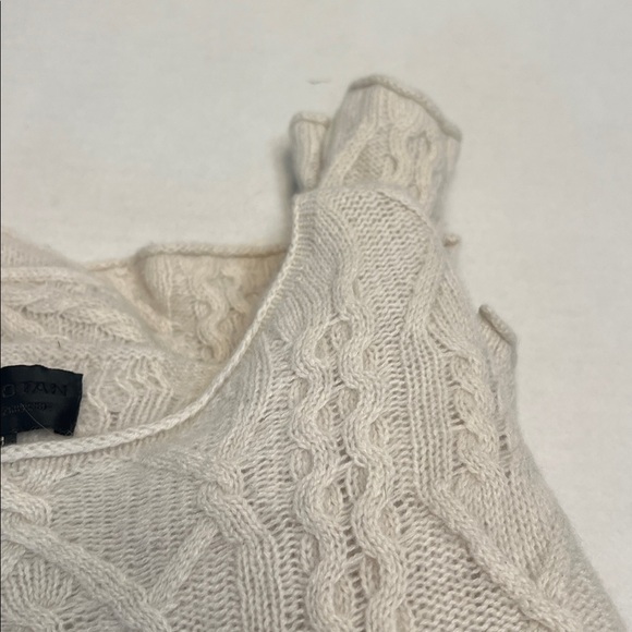 NILI  LOTAN CASHMERE CABLE KNIT SWEATER CREAM SIZE MEDIUM - Picture 16 of 16
